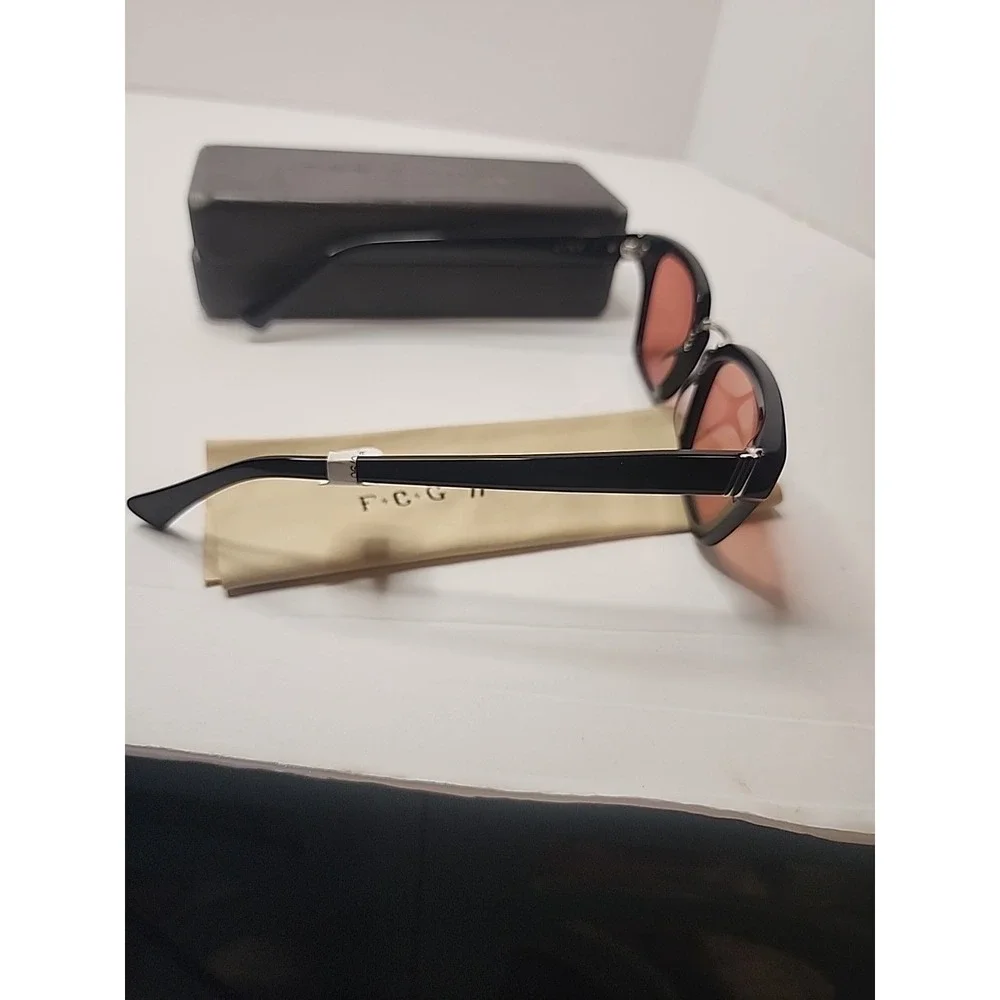 VonZipper Jinx Sunglasses Black‎ with Rose Amber Gradient Lenses Cat Eye